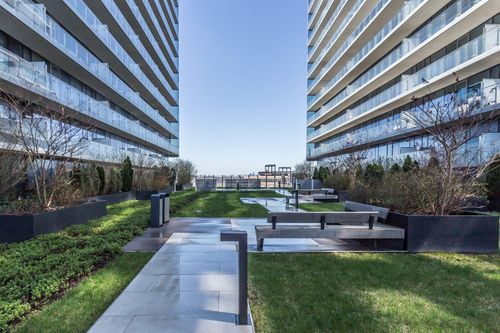 apt-11n-131 40th Rd, Flushing, NY, 11354-5243 | Card Image