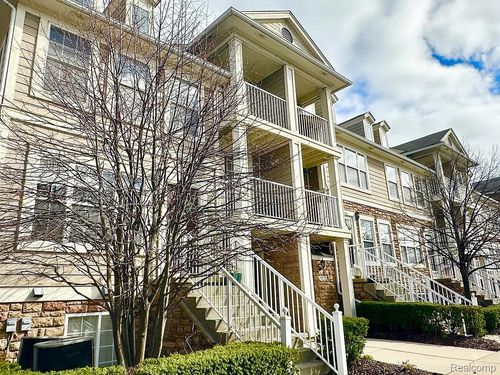 1075 Beaver Run, Troy, MI, 48083-5458 | Card Image