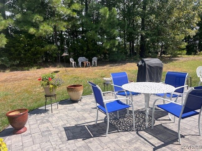 View of patio with grilling area | Image 44
