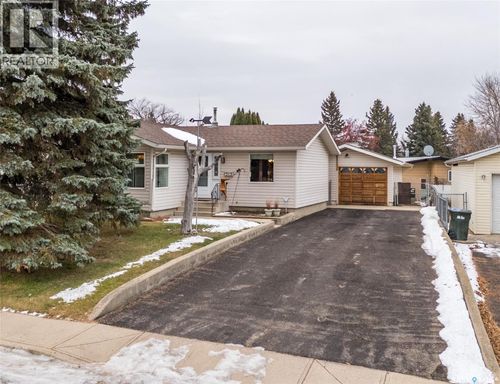 1315 Cowan Dr, Prince Albert, SK, S6V2P9 | Card Image