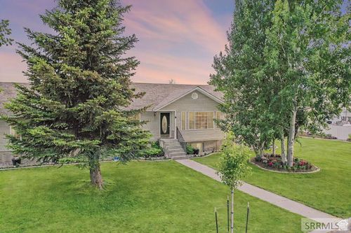 4406 E 100 N, Rigby, ID, 83442-5806 | Card Image