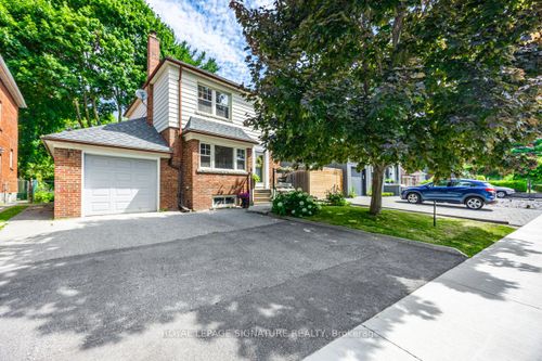 44 Parkview Hill Cres, East York, ON, M4B1P9 | Card Image