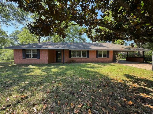 611 E Louisiana Ave, Vivian, LA, 71082-2933 | Card Image
