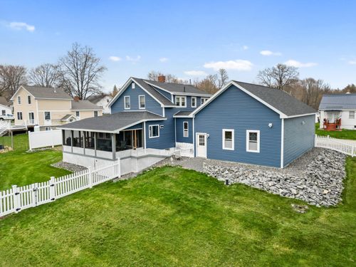 29 Wilson Street, Lincoln, ME, 04457 | Card Image