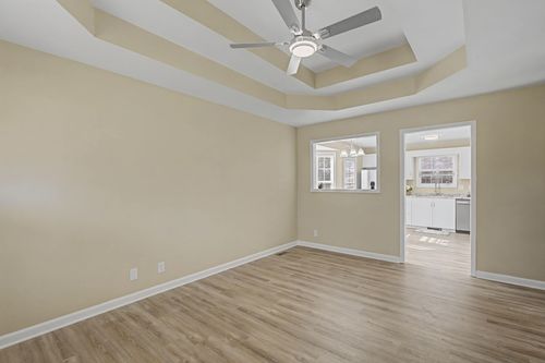 564 Bridgette Dr, Clarksville, TN, 37042-7132 | Card Image