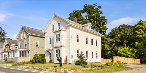 370 Pascoag Main St, Pascoag, RI, 02859-3413 | Card Image