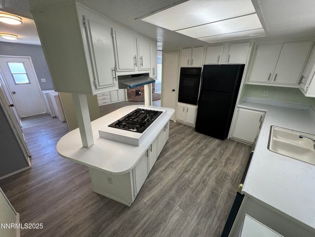 155 Molly Cir, House other with 3 bedrooms, 2 bathrooms and 3 parking in Sun Valley NV | Image 7