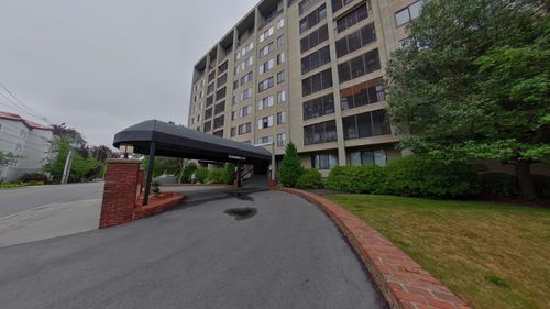 apt-8a-55 River Rd, Manchester, NH, 03104-2932 | Card Image