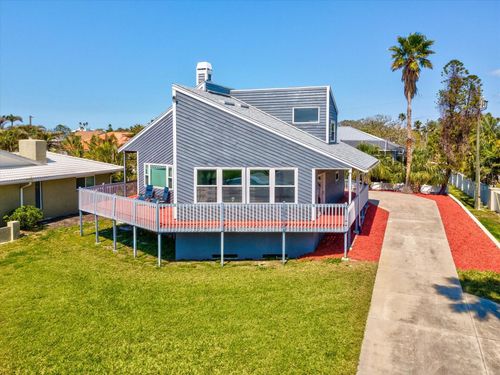 115 16th St, BELLEAIR BEACH, FL, 33786-3309 | Card Image