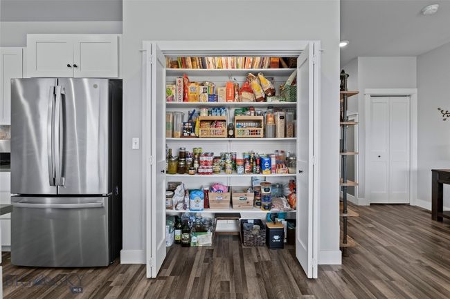 Kitchen Pantry | Image 19