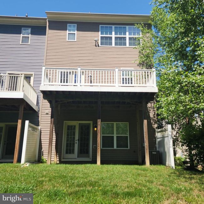 9334 Rock Ripple Ln, Townhouse with 3 bedrooms, 4 bathrooms and null parking in Laurel MD | Image 4