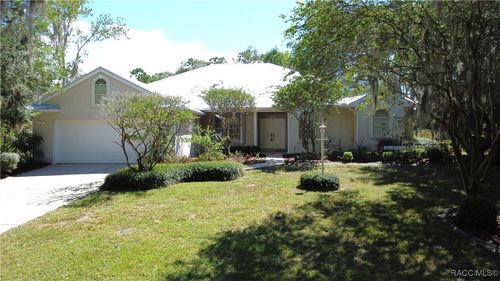 9298 W Far Hills Ln, Crystal River, FL, 34428-6420 | Card Image