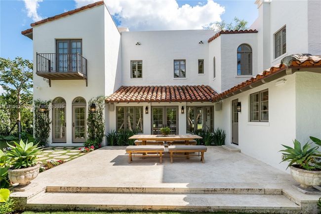1225 N Greenway Dr, House other with 5 bedrooms, 5 bathrooms and null parking in Coral Gables FL | Image 31
