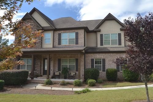 522 Thomas Dr, Loganville, GA, 30052-7204 | Card Image