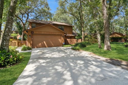 6 W Village Dr, Oviedo, FL, 32765-8516 | Card Image