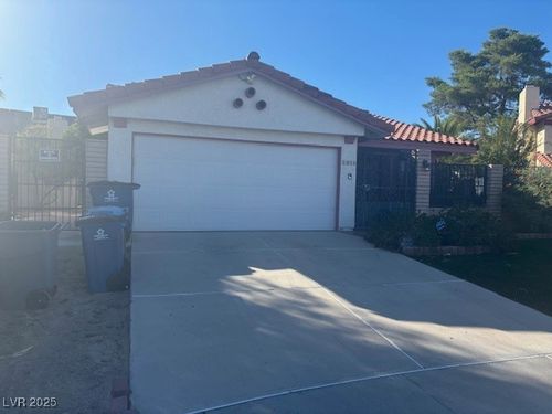 3019 Tumwater St, Las Vegas, NV, 89121-2374 | Card Image