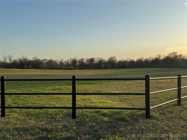 35820 Highway 33, Home with 0 bedrooms, 0 bathrooms and null parking in Mannford OK | Image 4