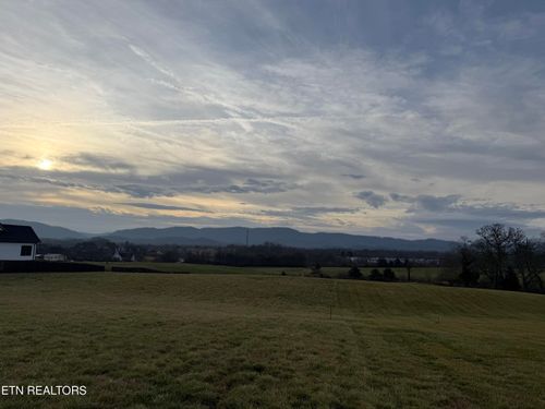 3126 Davis Ford Rd, Maryville, TN, 37804-2318 | Card Image