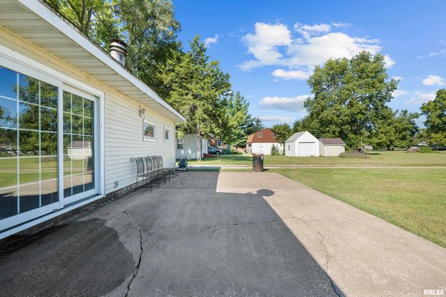 2707 56 Th Ave W, House other with 3 bedrooms, 1 bathrooms and null parking in Milan IL | Image 8