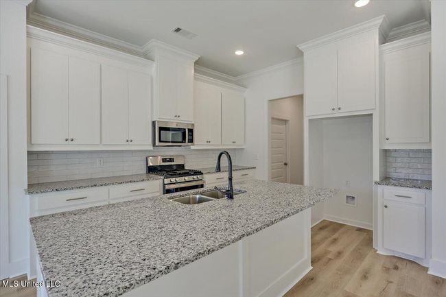 10-209 Dolly Lane | Image 7