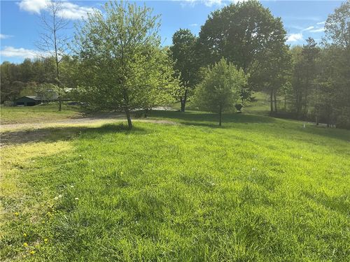 777 Sleepy Hollow Rd, Indiana, PA, 15701-8476 | Card Image