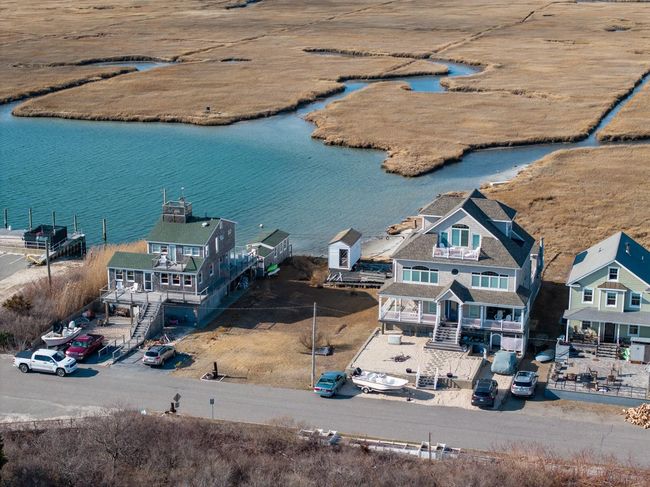Bird's eye view featuring a water view | Image 15