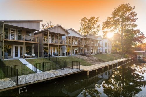 217 Long Beach Dr, Hot Springs, AR, 71913-9720 | Card Image