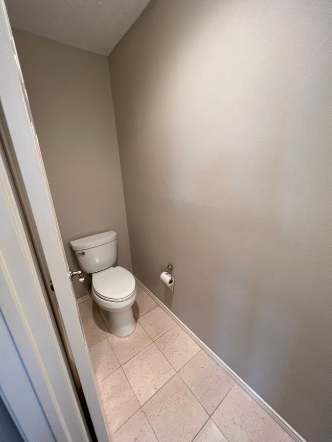 Guest Bath | Image 16