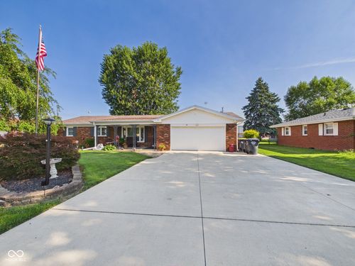 814 Rustic Rd, Anderson, IN, 46013-1544 | Card Image