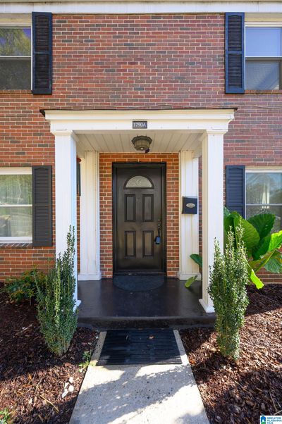 A - 1790 Valley Avenue, Condo with 2 bedrooms, 1 bathrooms and null parking in HOMEWOOD AL | Image 2