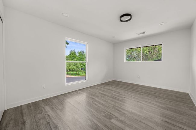 2101 Vanderbilt Ln, House other with 3 bedrooms, 2 bathrooms and null parking in Austin TX | Image 23