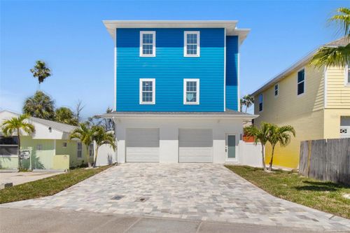 13117 4th St E, Madeira Beach, FL, 33708-2419 | Card Image