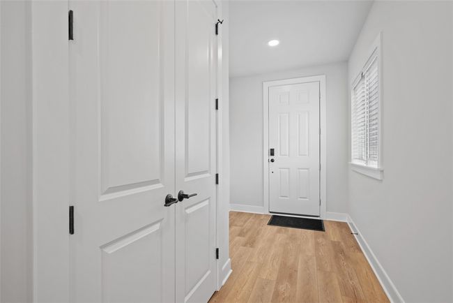 Entry | Image 4