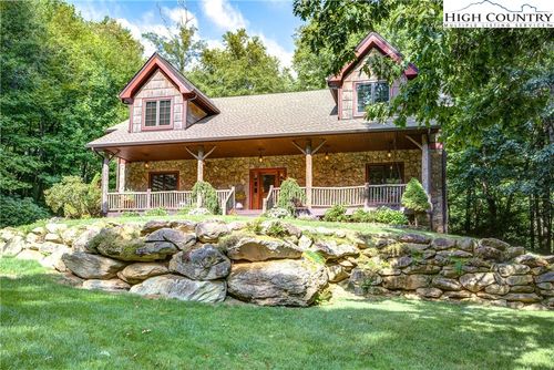 161 Cobblestone Bridge Ln, Banner Elk, NC, 28604-6547 | Card Image