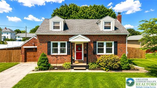 1218 Howertown Rd, CATASAUQUA, PA, 18032-1513 | Card Image