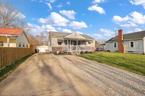 120 Talmadge Ave, Lancaster, OH, 43130-4221 | Card Image