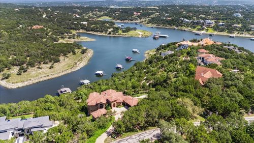 709 S Angel Light Dr, Spicewood, TX, 78669-6811 | Card Image