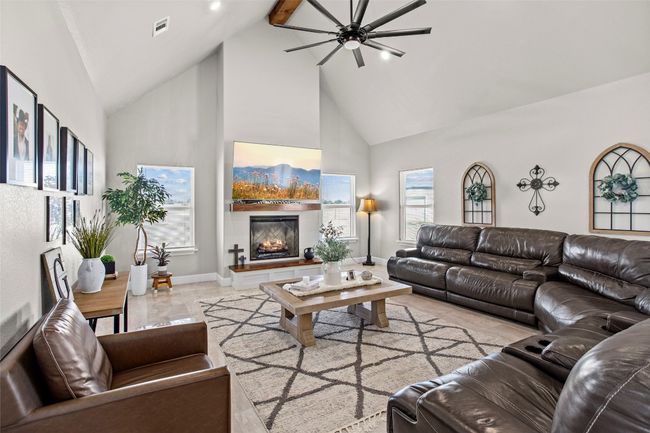 1115 Private Road 8022, House other with 3 bedrooms, 2 bathrooms and 2 parking in Lincoln TX | Image 18