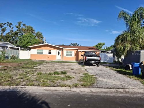 4524 Hampshire Rd, TAMPA, FL, 33634-7328 | Card Image