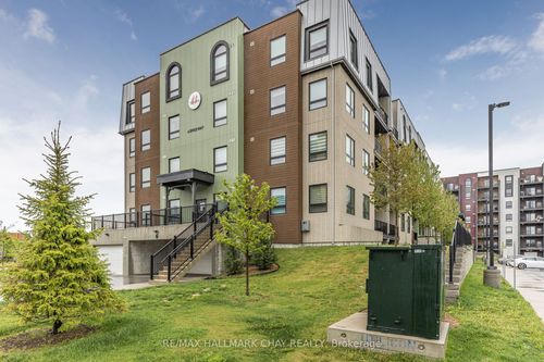 208-6 Spice Way, Barrie, ON, L9J0J9 | Card Image