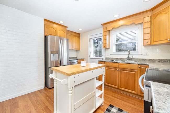 142 Cedar St, House other with 3 bedrooms, 2 bathrooms and null parking in Wethersfield CT | Image 12