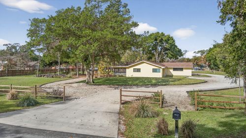 749 W Rambling Dr, Wellington, FL, 33414-5025 | Card Image