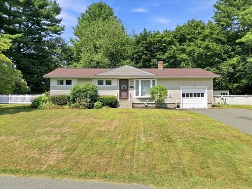 36 Regal St, Holliston, MA, 01746-1809 | Card Image