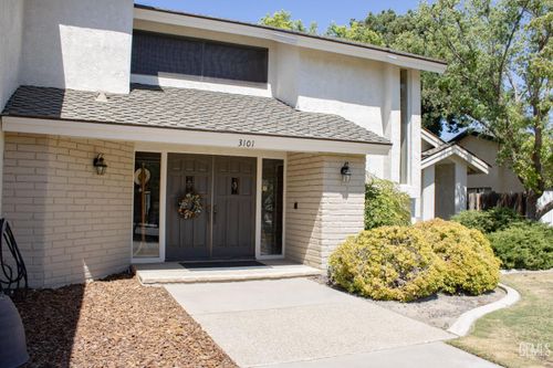 3101 Boulder Ln, Bakersfield, CA, 93309-7837 | Card Image