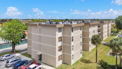 apt-111-1825 W 56th St, Hialeah, FL, 33012-7334 | Card Image