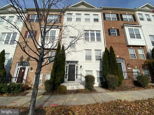 4025 Columbia Pike, ARLINGTON, VA, 22204-4104 | Card Image