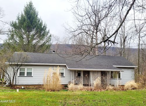 199 Reeds Ln, Altoona, PA, 16601-8606 | Card Image