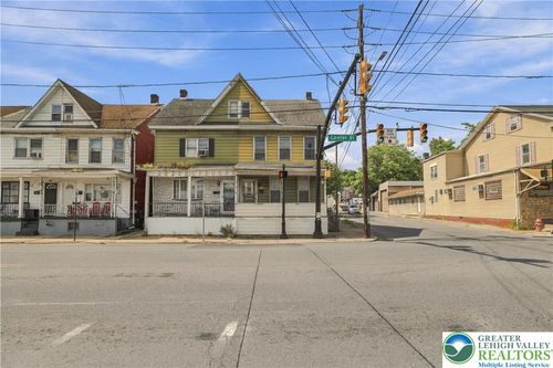 200 Center Street, Schuylkill, PA, 18252 | Card Image