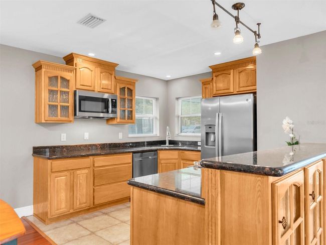 Kitchen | Image 6