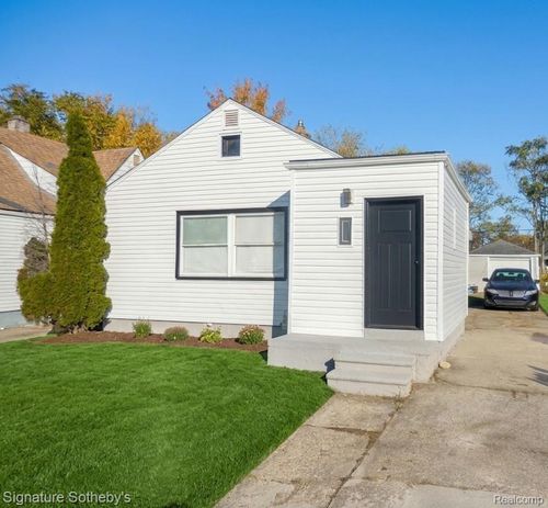20110 Carrie St, Detroit, MI, 48234-3045 | Card Image